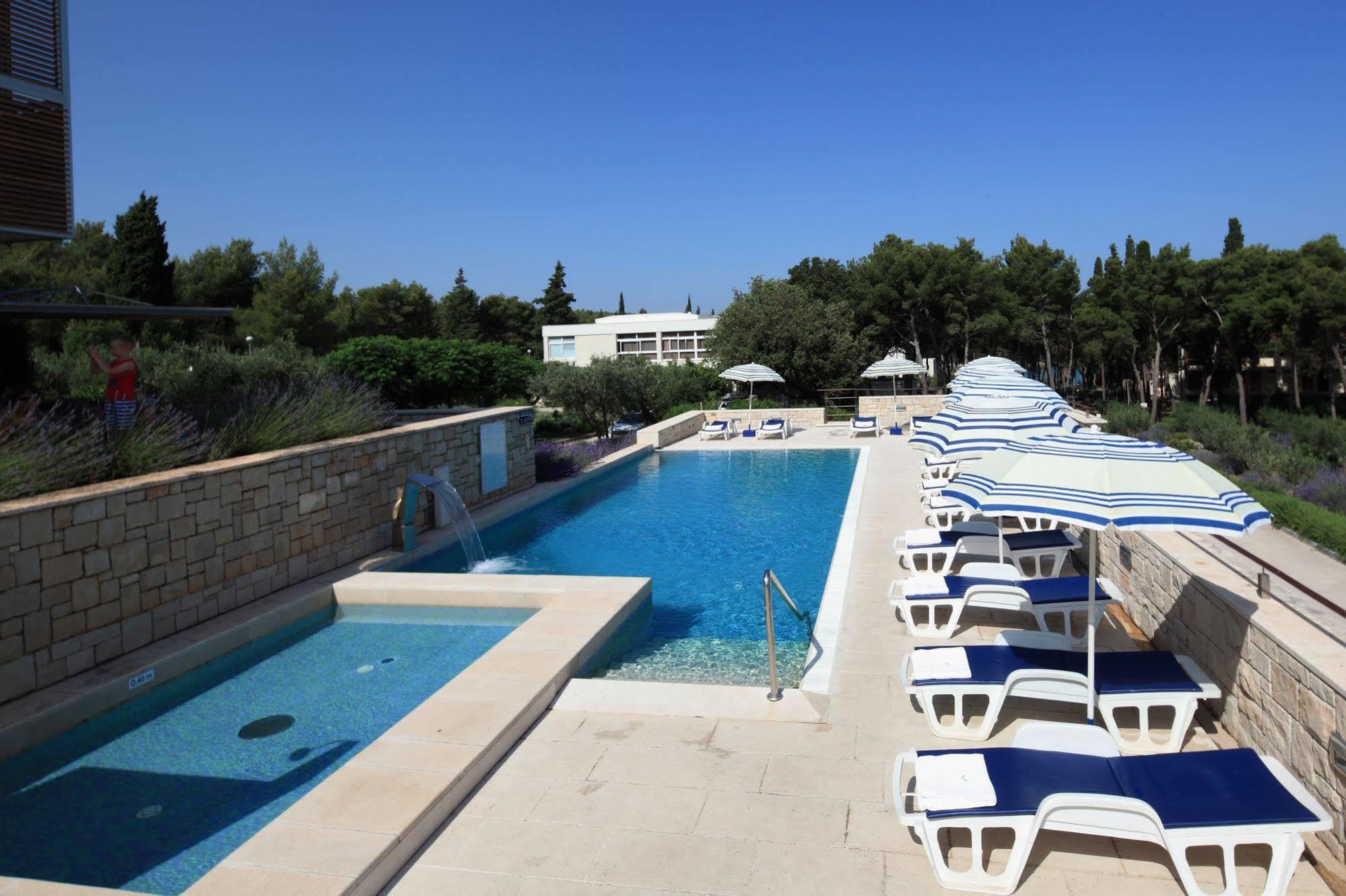 Bluesun Villa Vela Luka Supetar Exterior photo