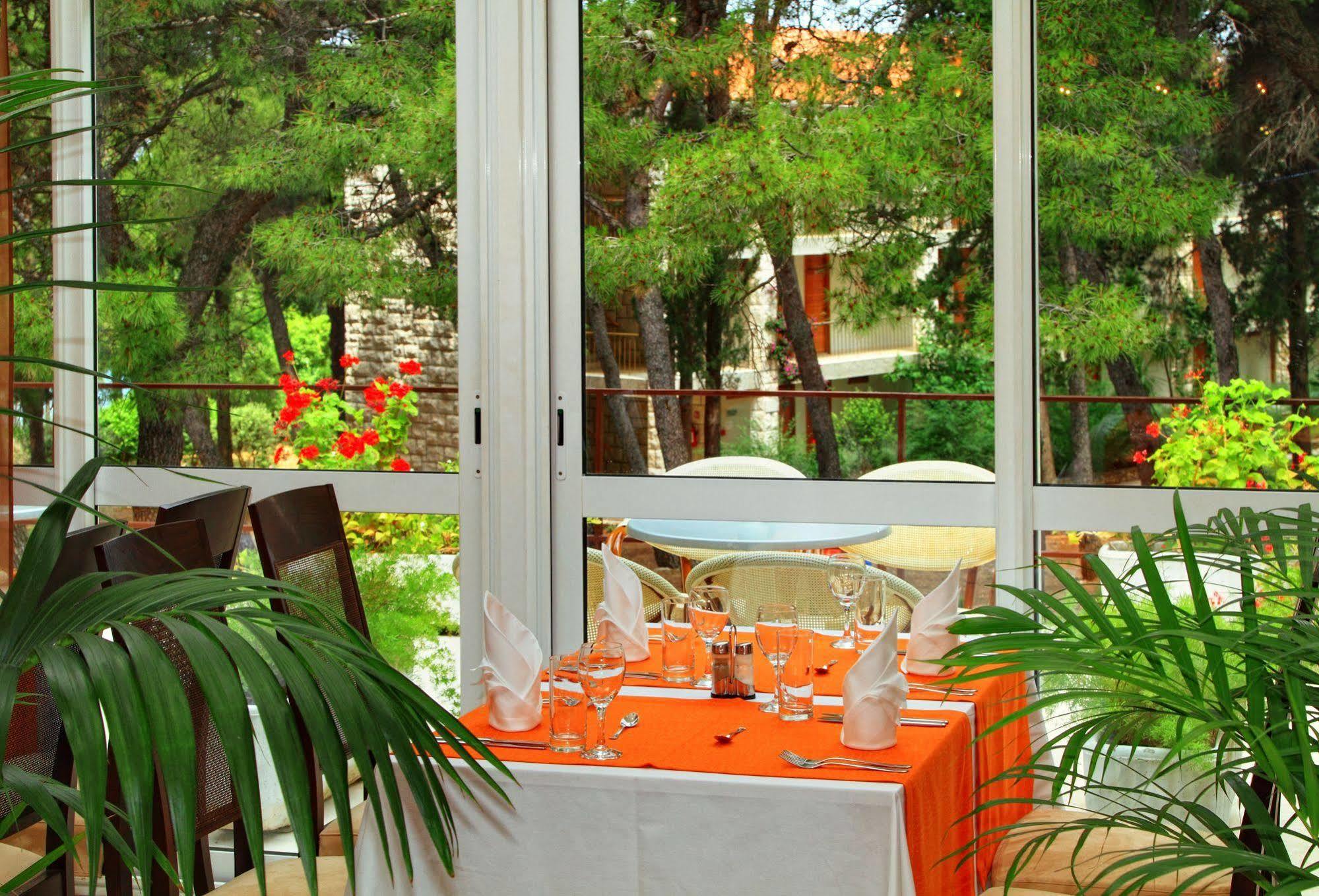 Bluesun Villa Vela Luka Supetar Exterior photo